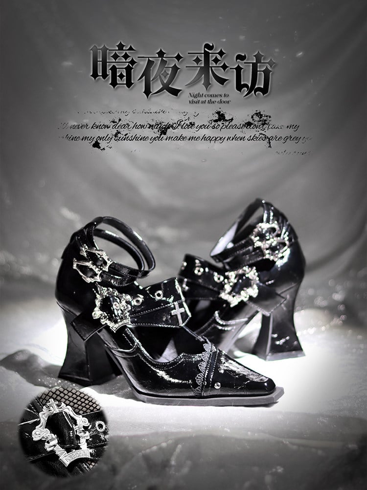 Visit by Night — Pointed-Toe Heels (8.5 cm)