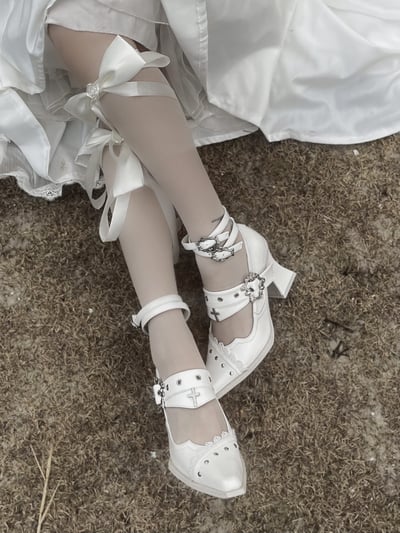 Visit by Night — Pointed-Toe Heels (8.5 cm)