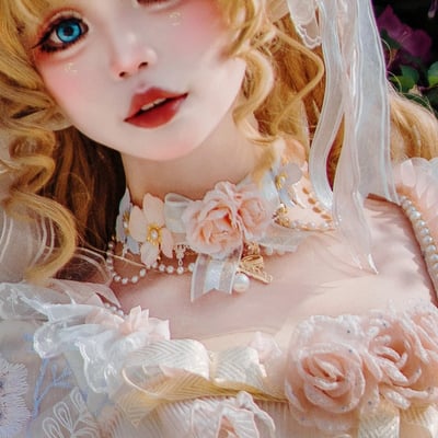 Rose Banquet Choker Necklace
