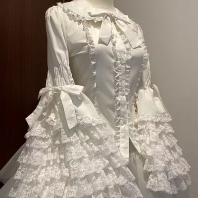 Lace Hime-Sleeve Bow Blouse