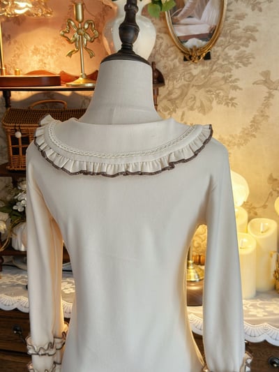 Ruffle-Collar Thermal Layering Top