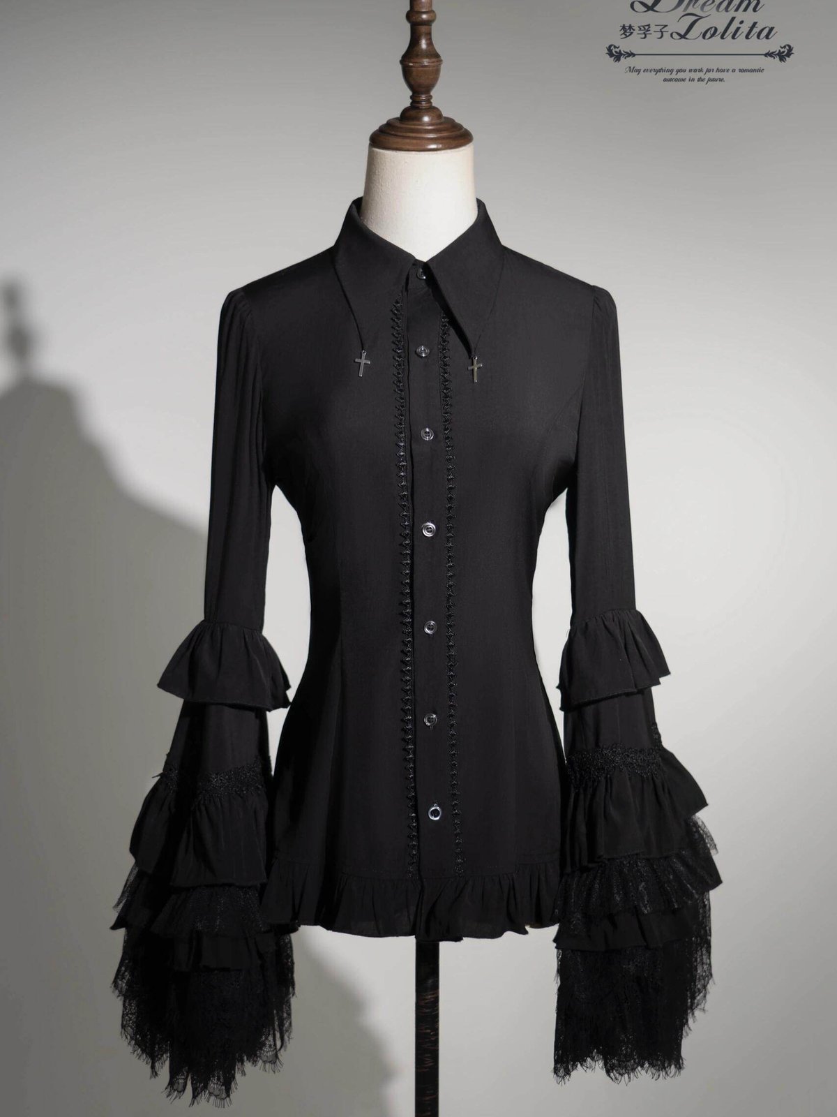 Spider Feather Lace Hime-Sleeve Blouse