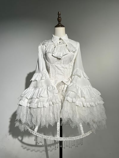 Spider Feather Lace Hime-Sleeve Blouse